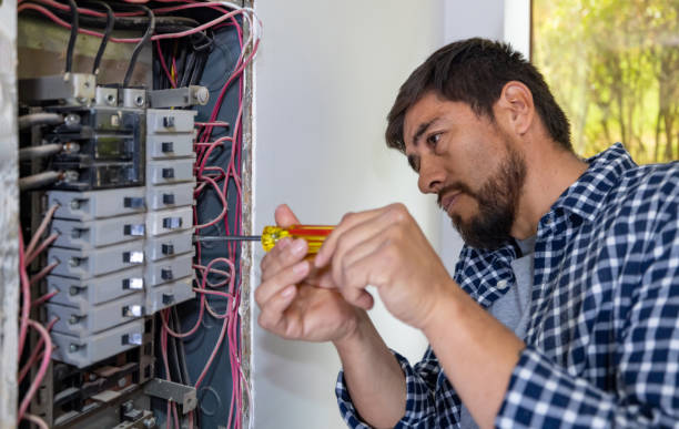 Best Electrical Outlet Repair  in Deerfield Beach, FL